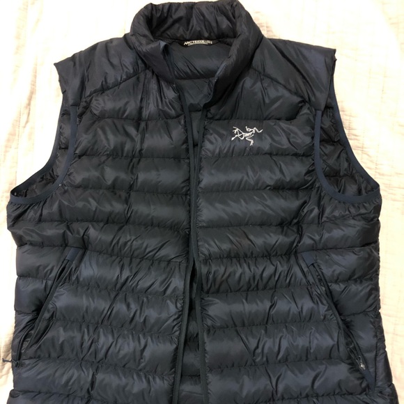 Arc'teryx Other - Arc'teryx Cerium LT Navy Vest